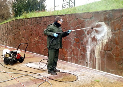 graffitis-limpieza-pintadas-paredes-fachadas-limpiezas-dynamica-markina-xemein-03